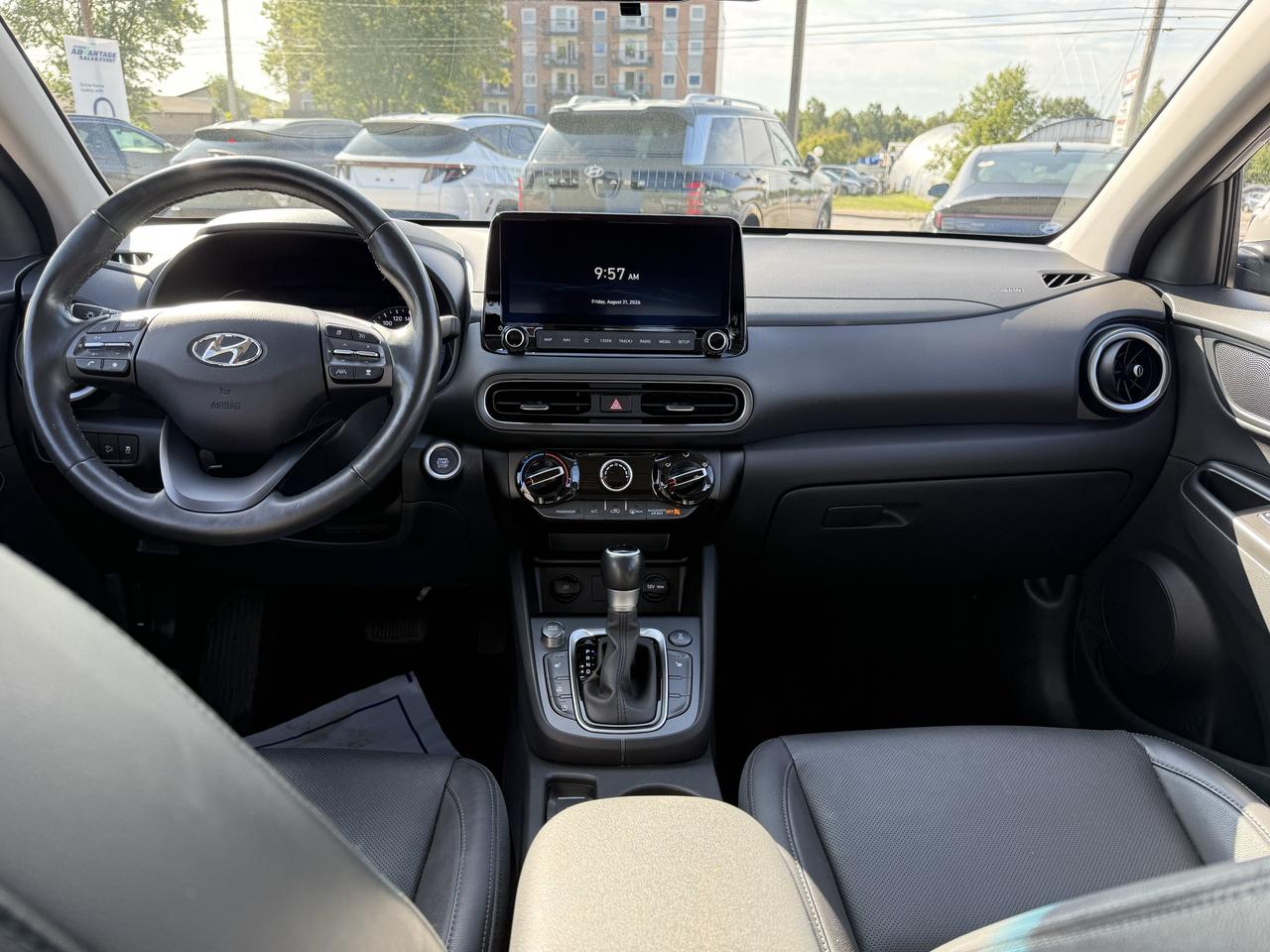 2023 Hyundai KONA 2.0L Preferred AWD w/Sun & Leather Package Photo12