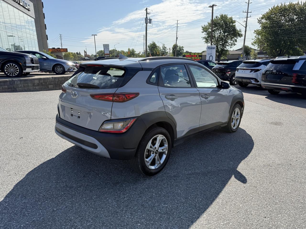 2023 Hyundai KONA 2.0L Preferred AWD w/Sun & Leather Package Photo7