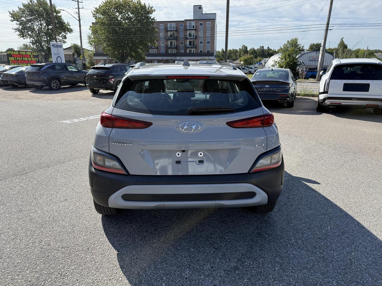2023 Hyundai KONA 2.0L Preferred AWD w/Sun & Leather Package Photo8