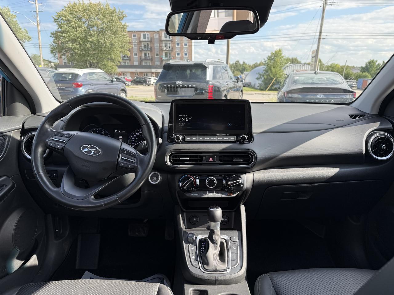 2023 Hyundai KONA 2.0L Preferred AWD w/Sun & Leather Package Photo12