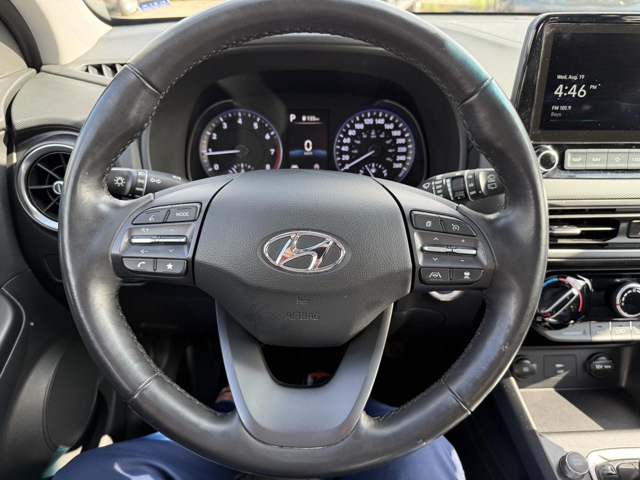 2023 Hyundai KONA 2.0L Preferred AWD w/Sun & Leather Package Photo16