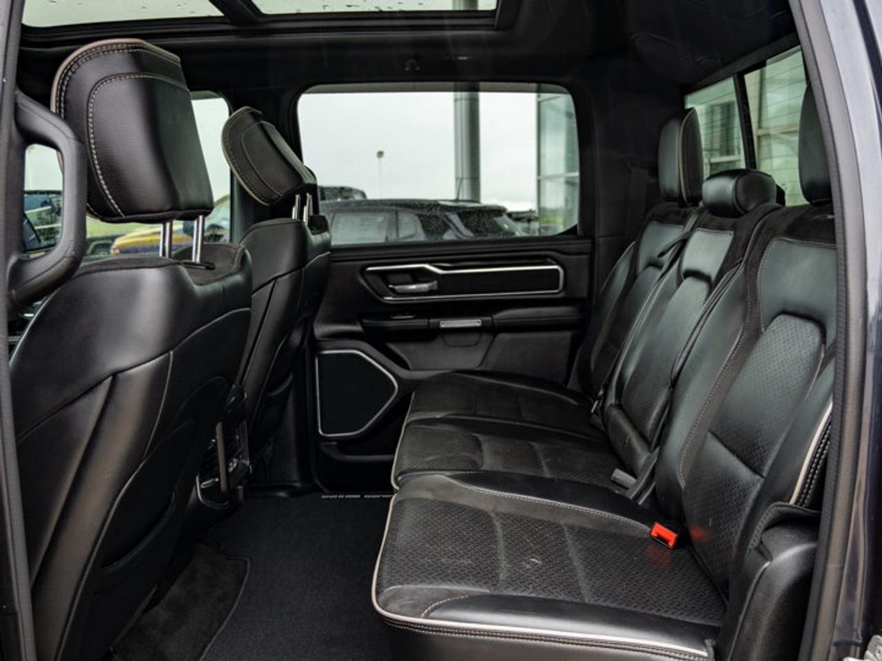 2022 RAM 1500 Laramie Photo