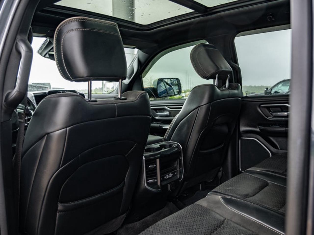 2022 RAM 1500 Laramie Photo