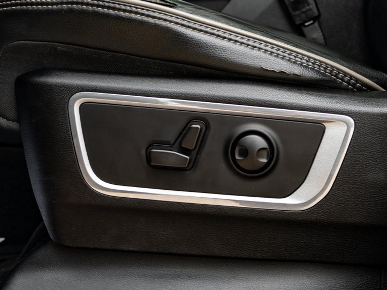 2022 RAM 1500 Laramie Photo