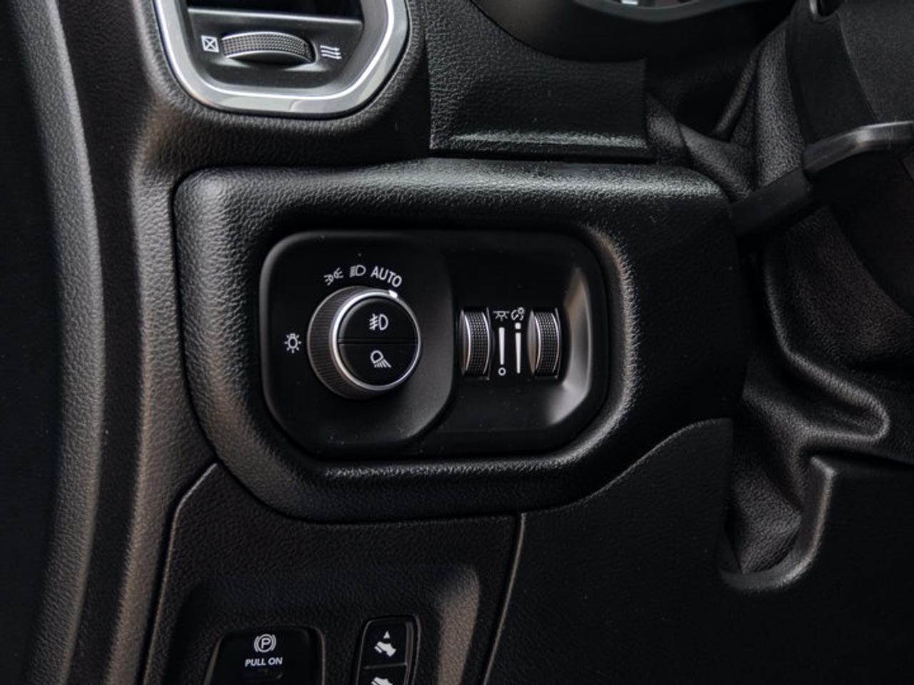 2022 RAM 1500 Laramie Photo