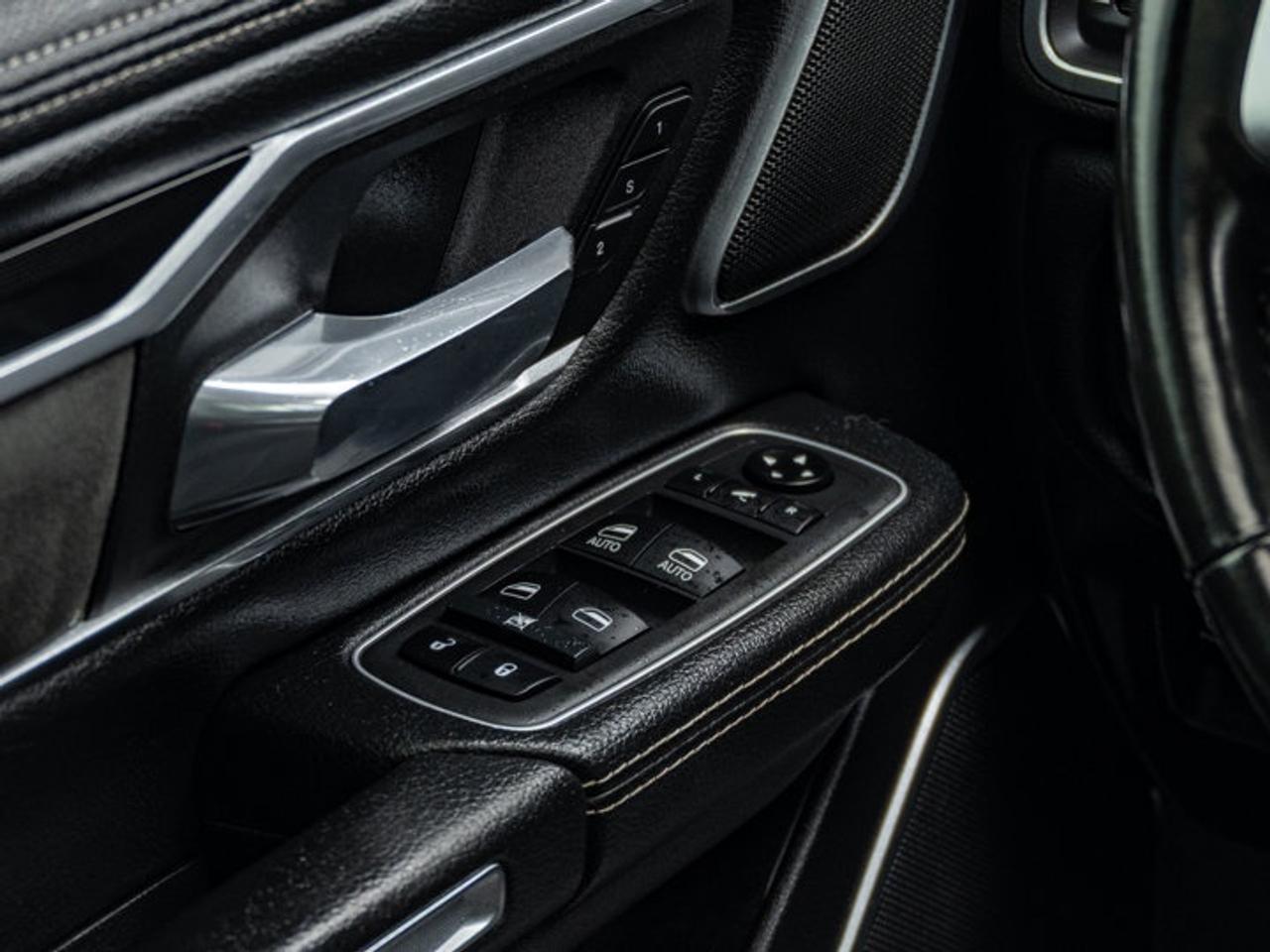 2022 RAM 1500 Laramie Photo