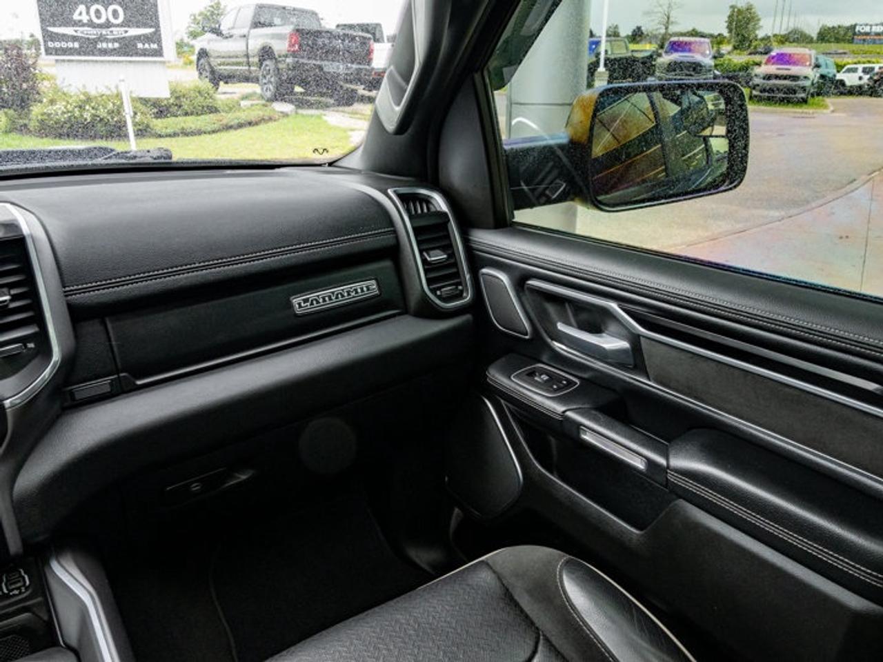 2022 RAM 1500 Laramie Photo