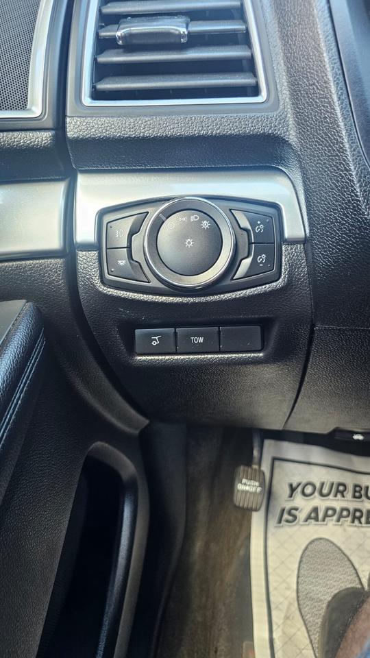 2017 Ford Explorer 4WD 4DR SPORT Photo