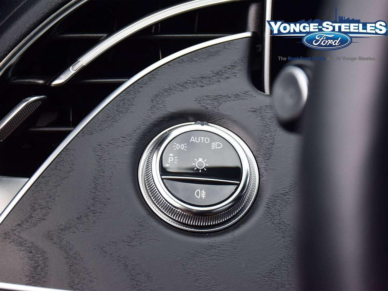 2026 Mercedes-Benz E-Class Low KM! Like new! Save $$$ Photo