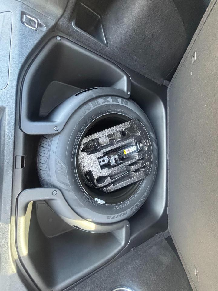 2021 Jeep Grand Cherokee Limited 4dr 4x4 Photo