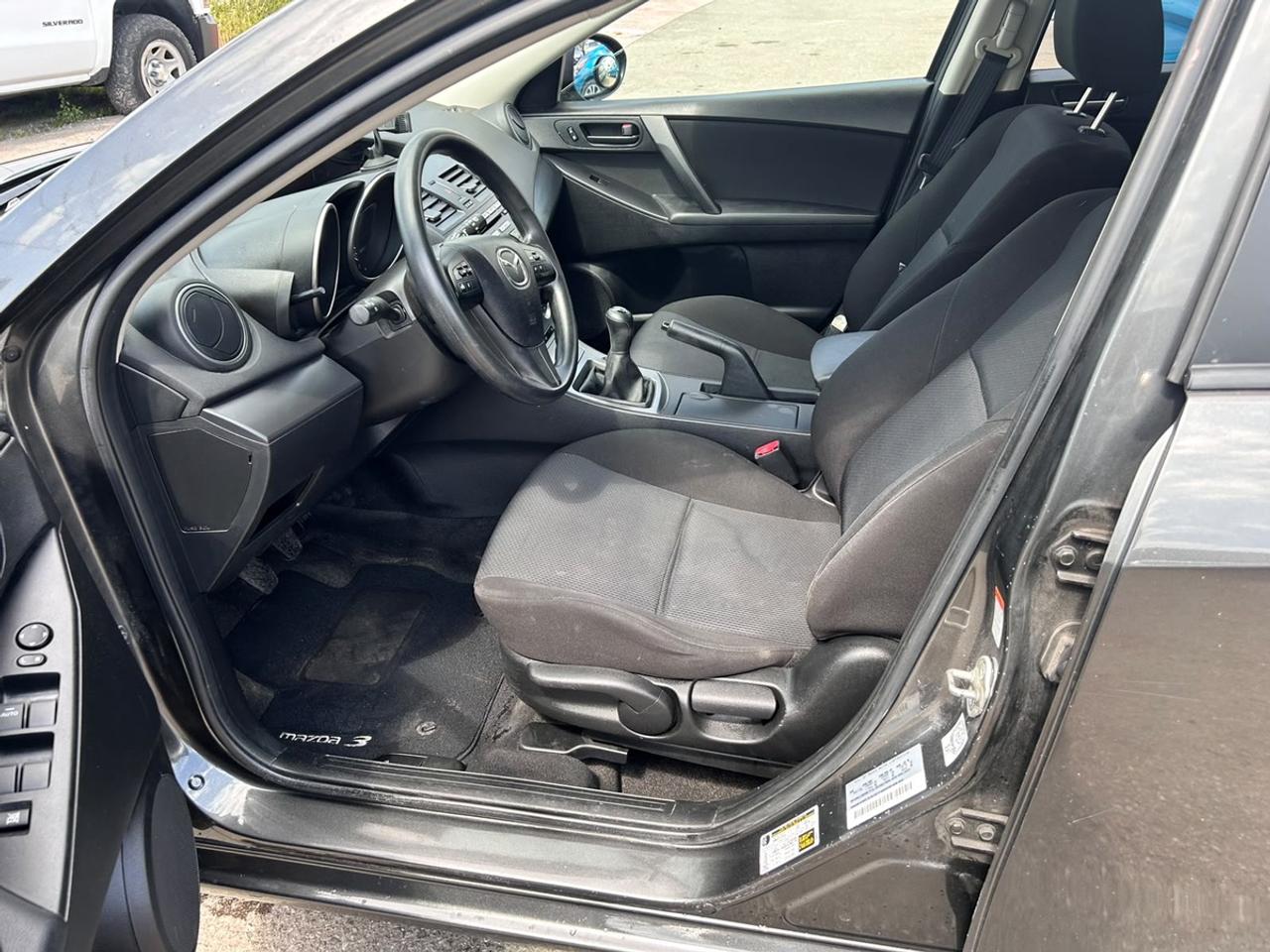 2010 Mazda MAZDA3 s Sport Photo