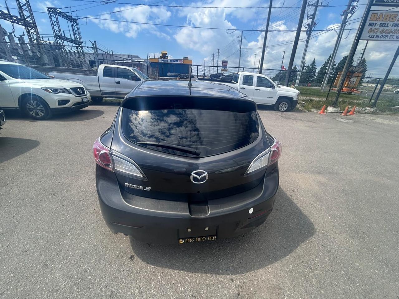2010 Mazda MAZDA3 s Sport Photo