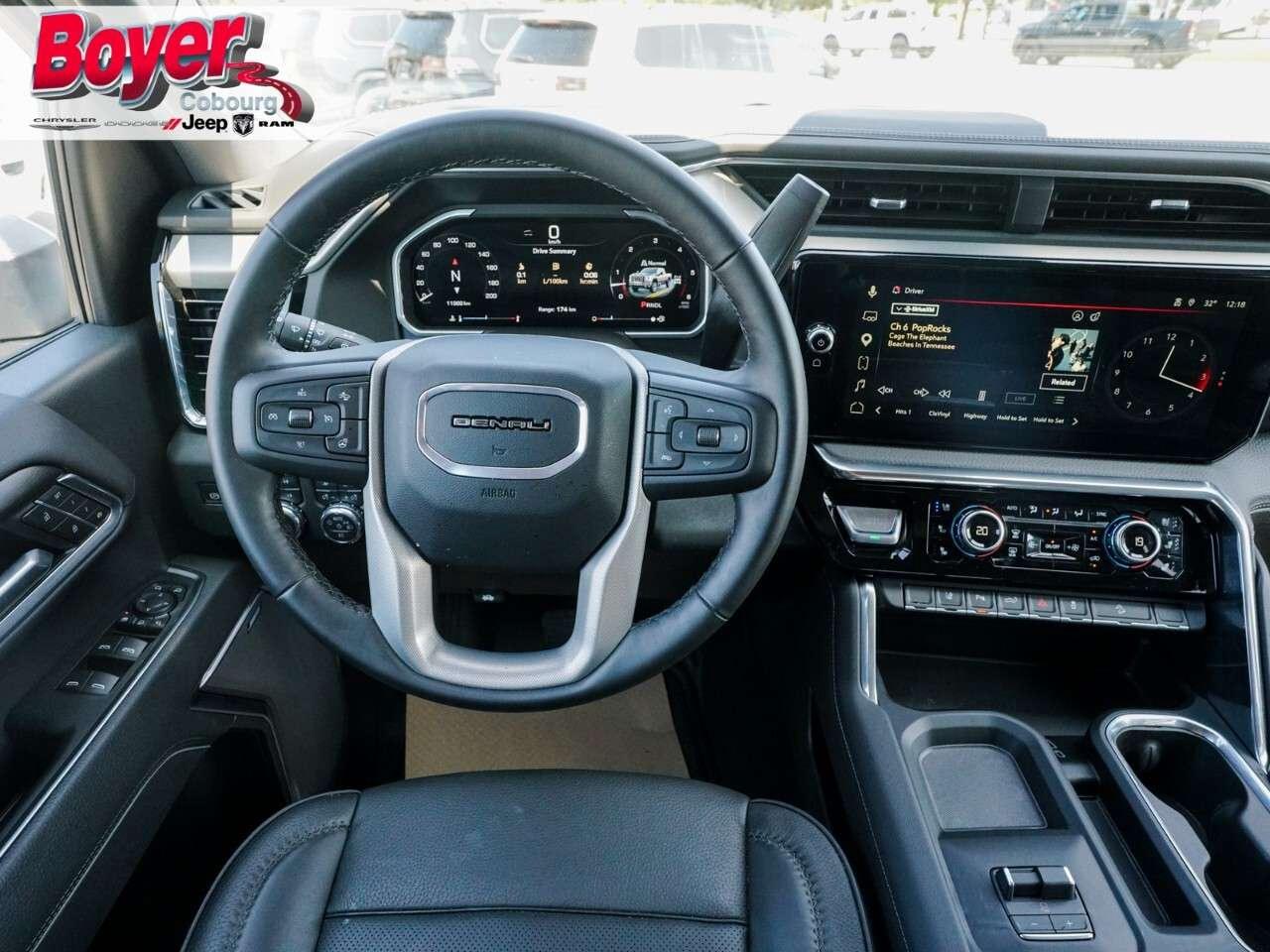 2026 GMC SIERRA 2500HD Crew Cab Standard Box 4-Wheel Drive Denali Photo