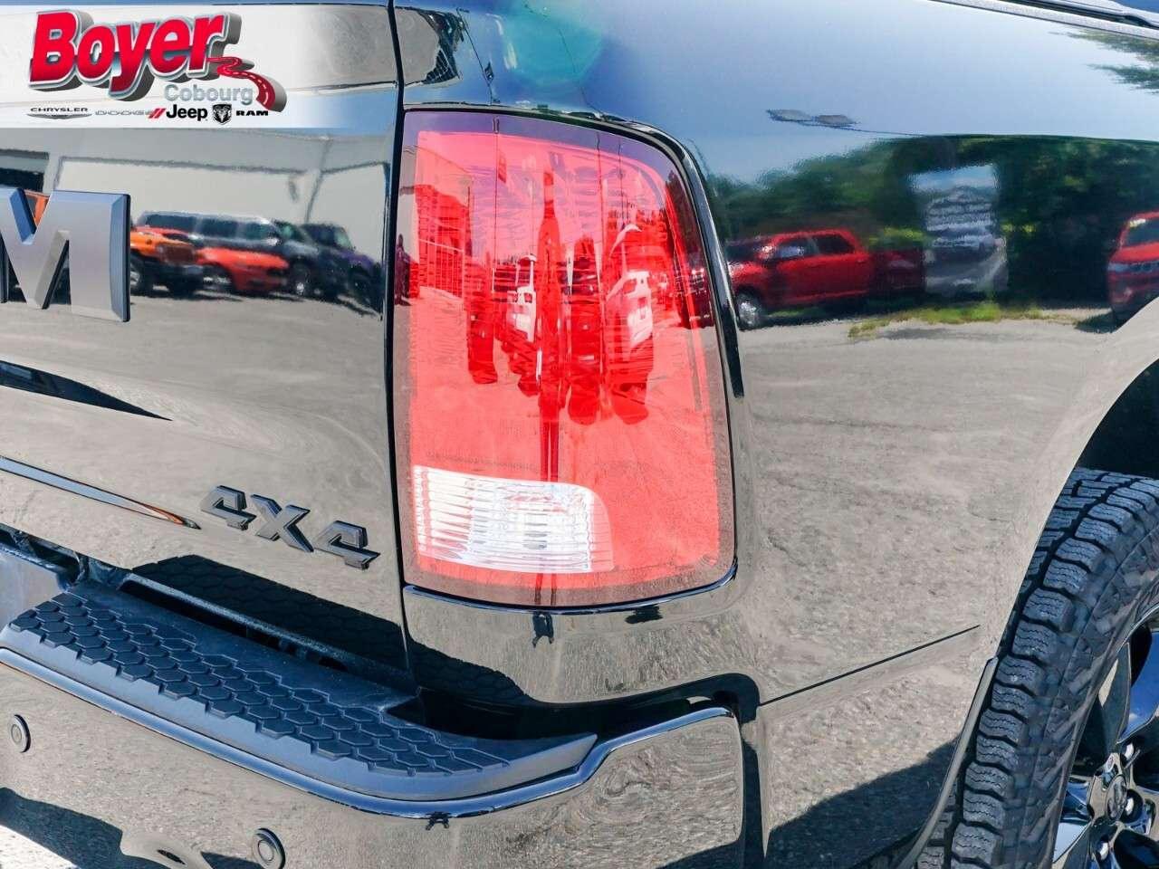 2023 RAM 1500 Express 4x4 Crew Cab 5'7 Box Photo