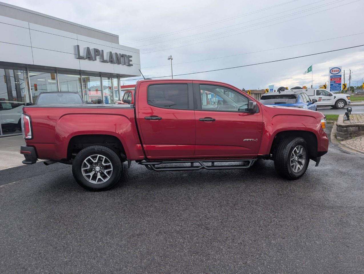 2021 GMC Canyon Crew Cab Short Box 4-Wheel Drive AT4 w/Cloth Photo5