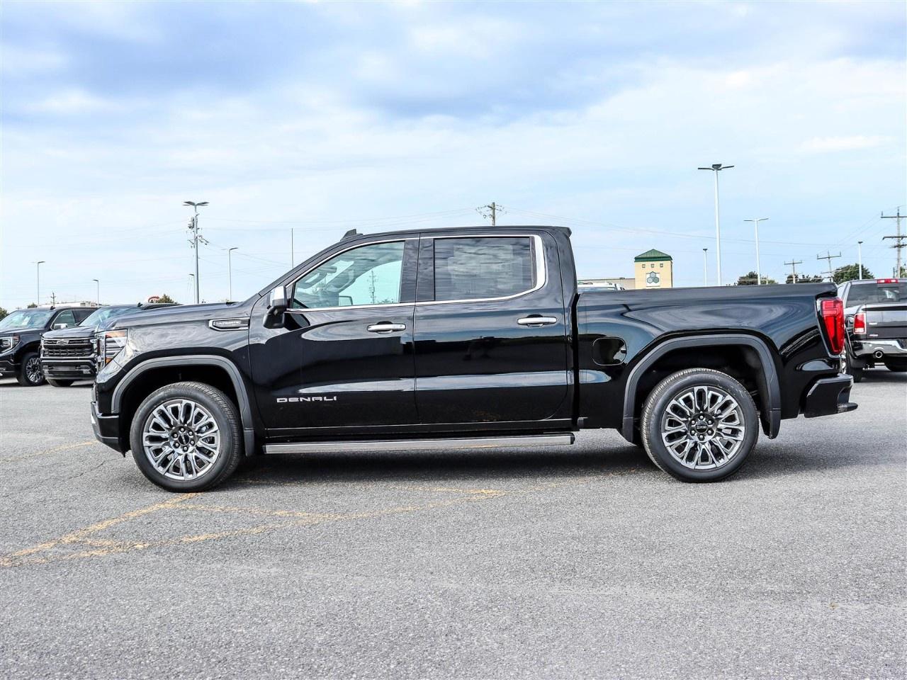 2026 GMC Sierra 1500 Crew Cab Short Box 4-Wheel Drive Denali Ultimate Photo