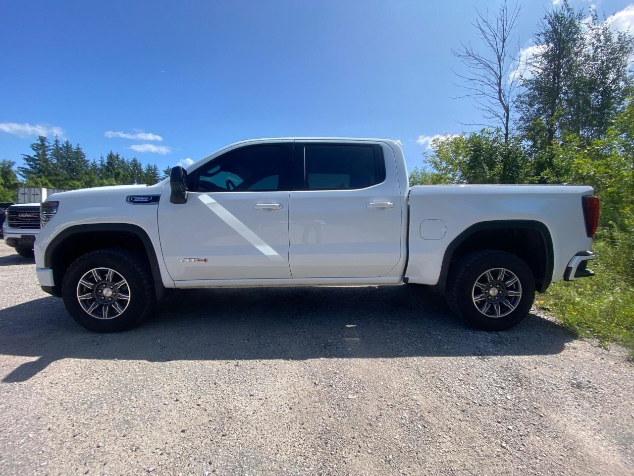 2026 GMC Sierra 1500 Crew Cab Short Box 4-Wheel Drive AT4 Photo2