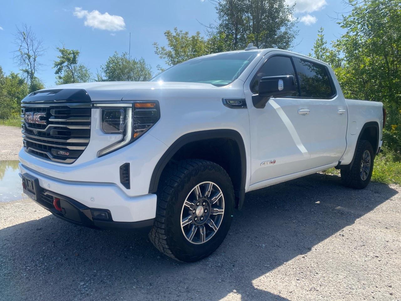 2026 GMC Sierra 1500 Crew Cab Short Box 4-Wheel Drive AT4 Photo1