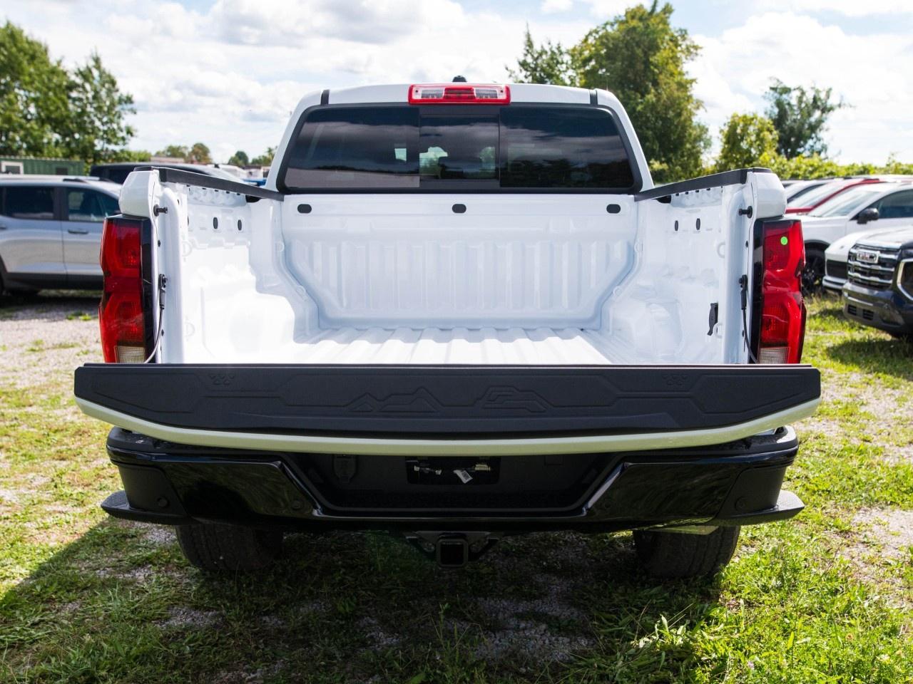 2026 Chevrolet Colorado Crew Cab Short Box 4-Wheel Drive Z71 Photo