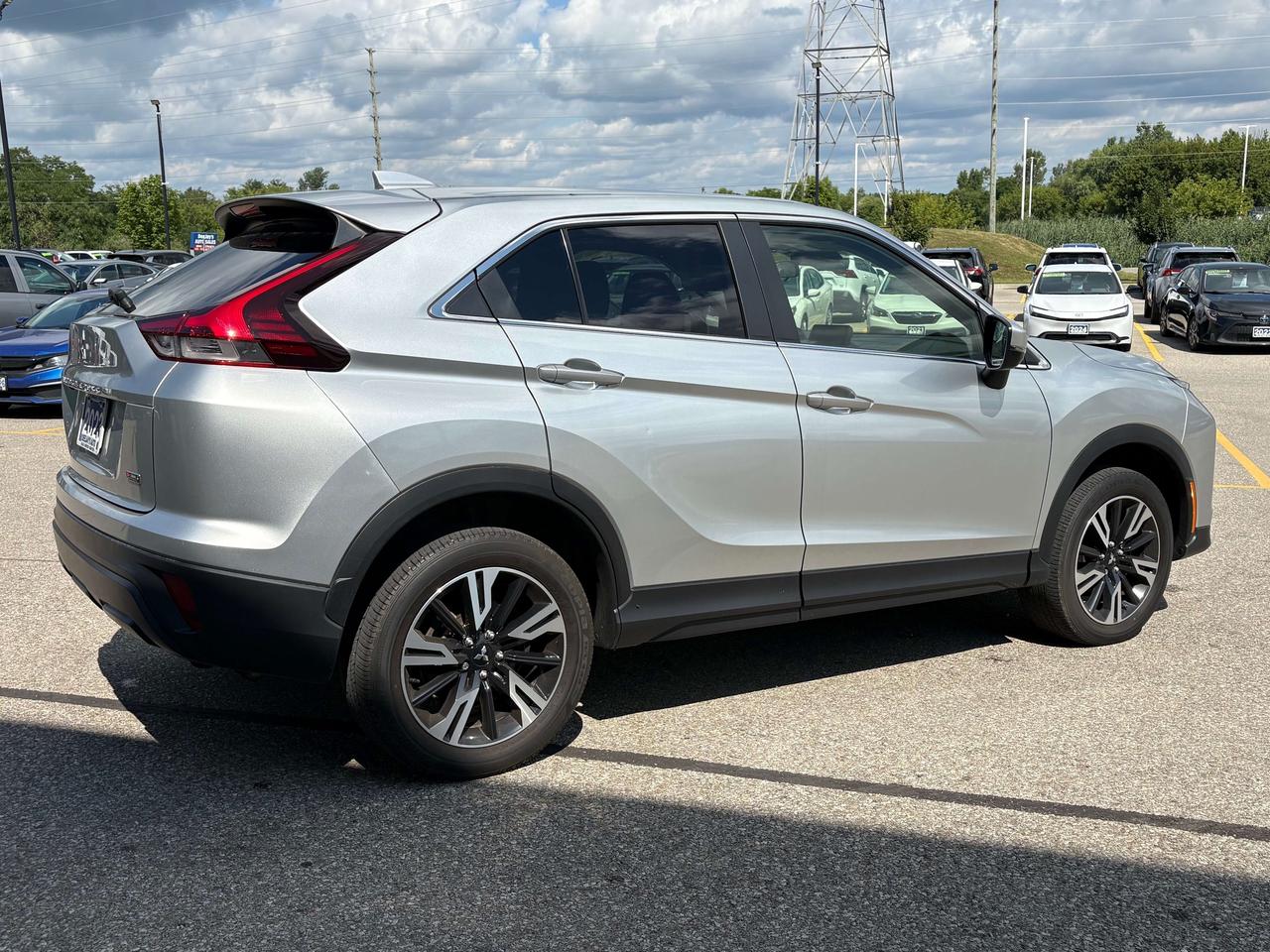 2023 Mitsubishi Eclipse Cross ES Photo