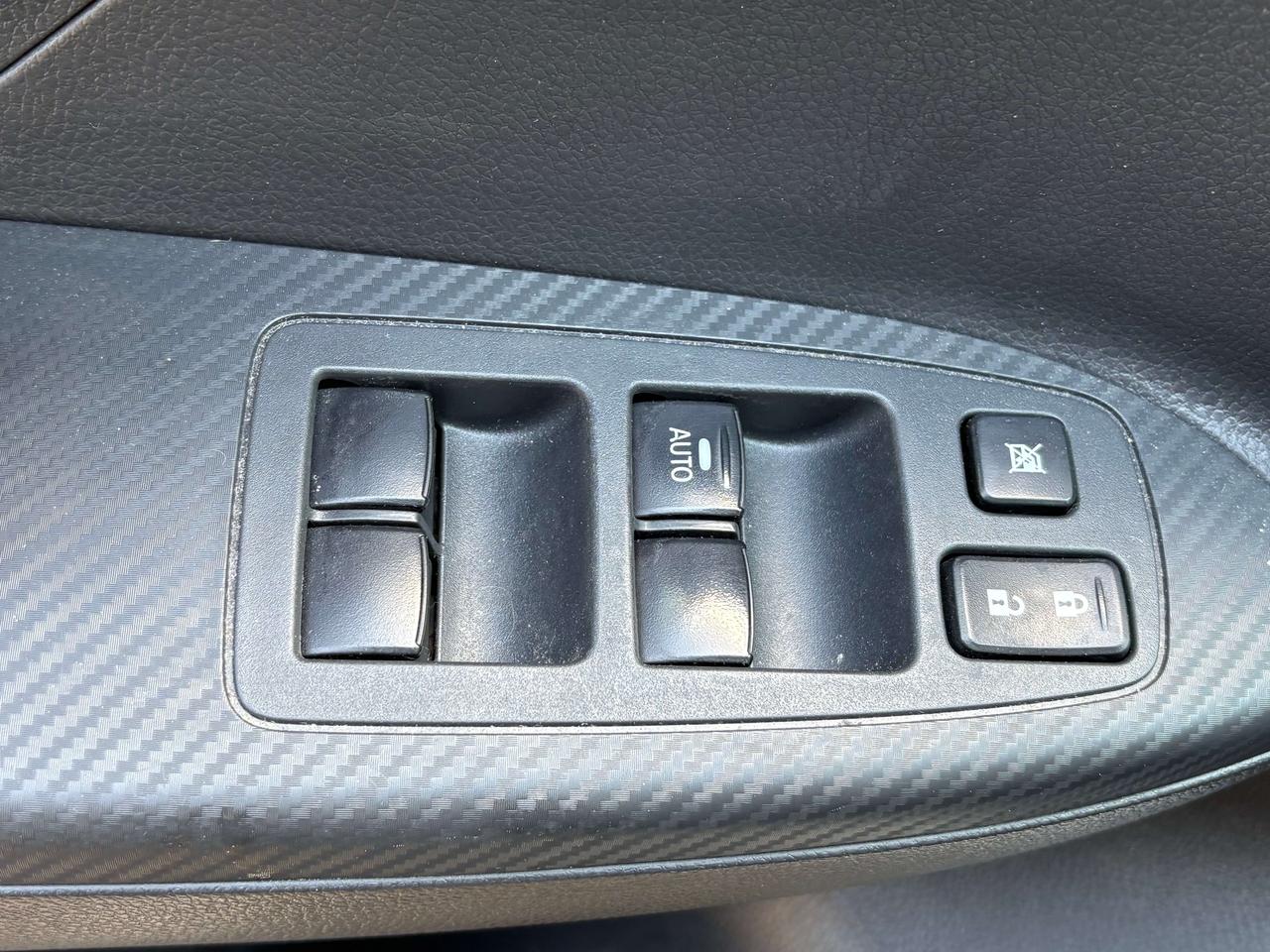 2023 Mitsubishi Eclipse Cross ES Photo