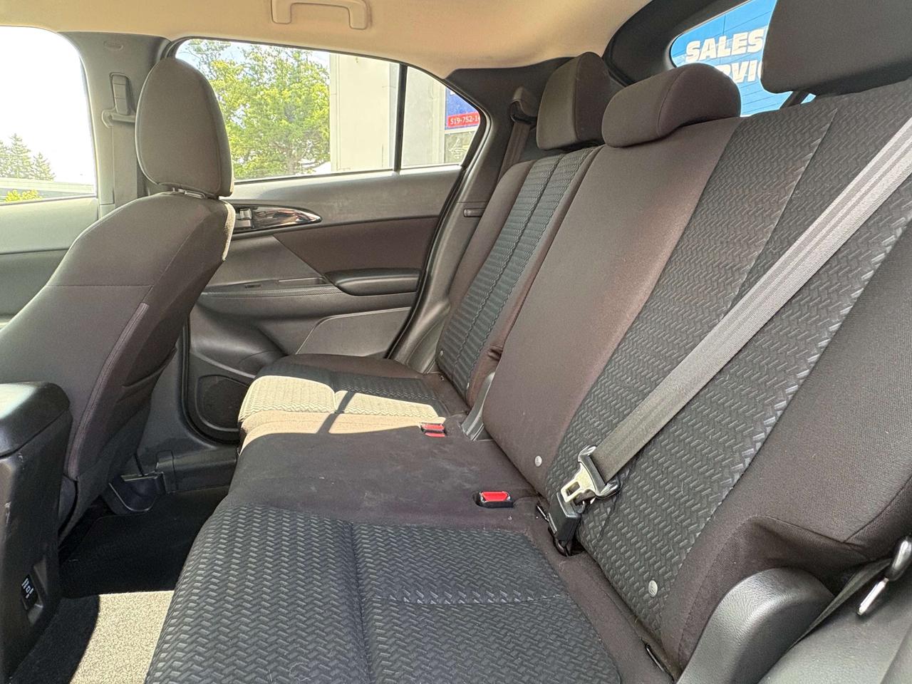 2023 Mitsubishi Eclipse Cross ES Photo