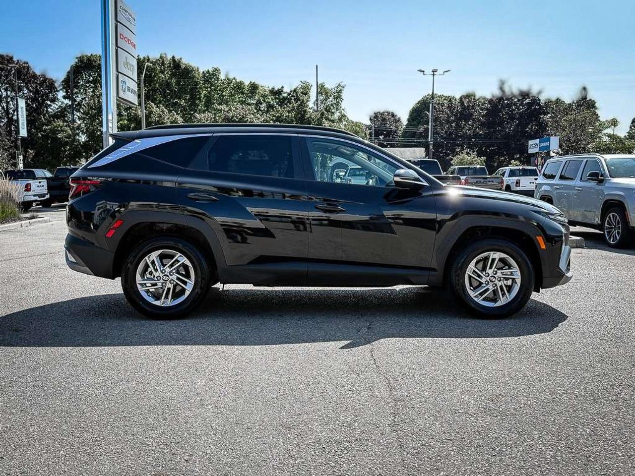 2026 Hyundai Tucson Preferred   AWD   HEATED SEATS   REMOTE START   ADAPTIVE CRUISE   BLINDSPOT Photo