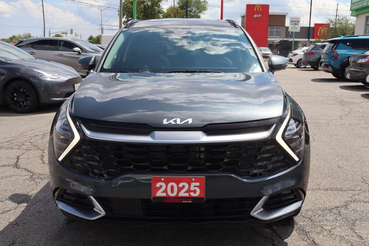 2025 Kia Sportage SX PLUG-IN HYBRID   Accident Free   Clean Carfax   Loaded Photo5