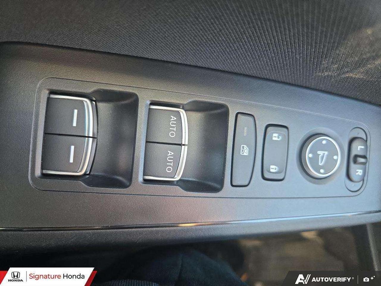 2023 Honda Civic LX Photo