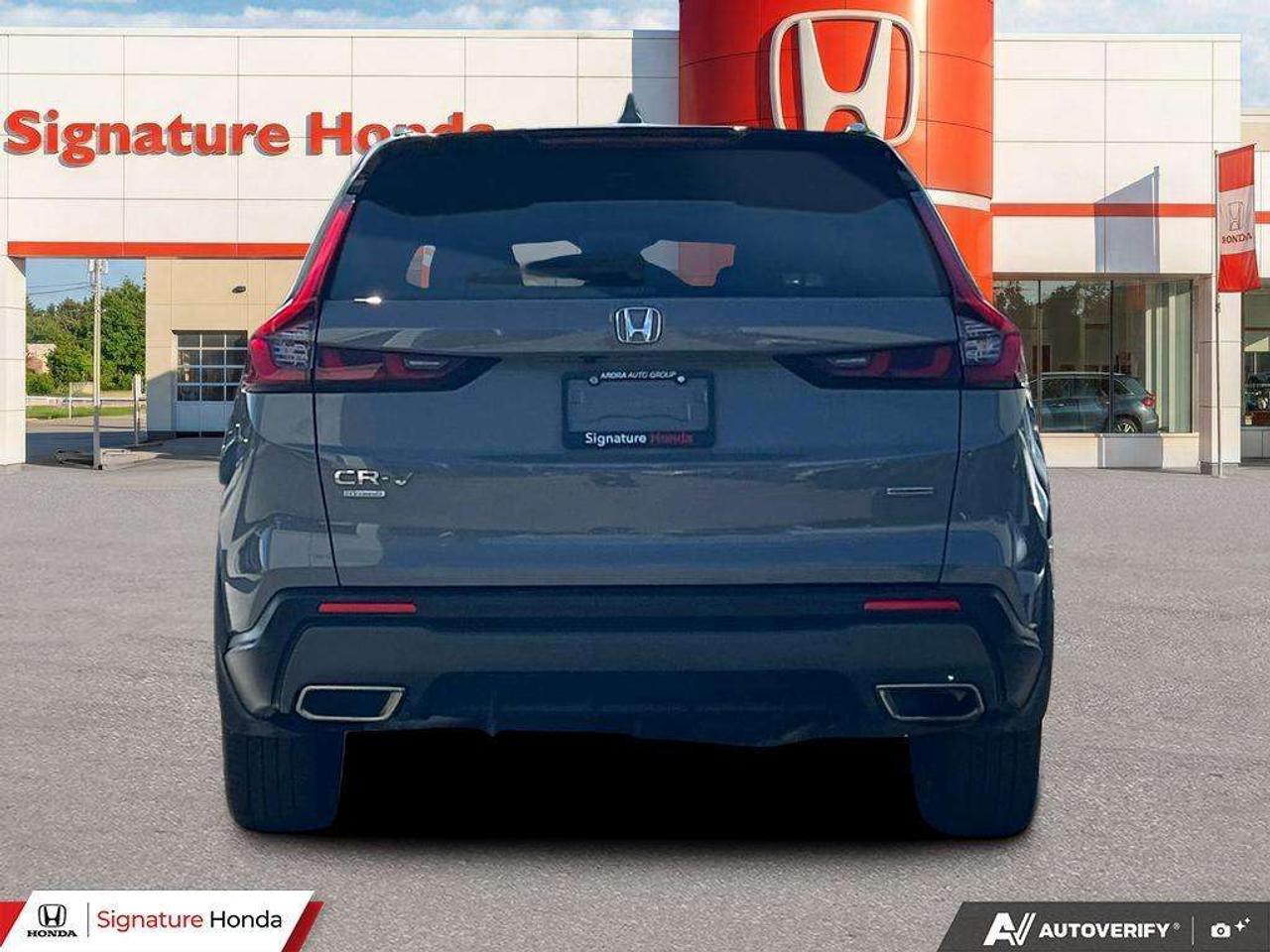 2024 Honda CR-V Touring Photo