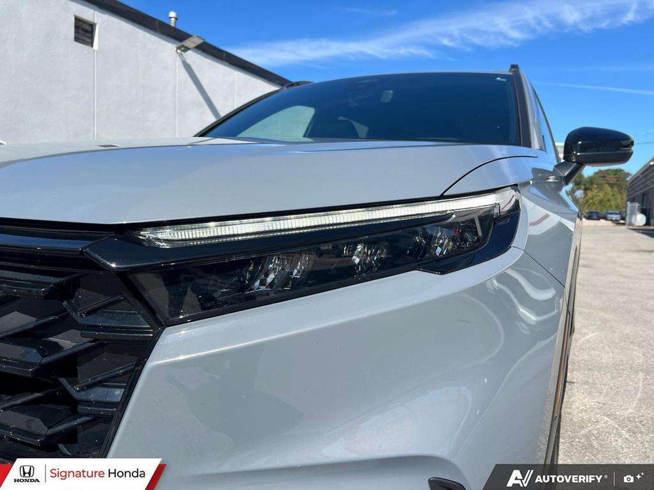 2024 Honda CR-V Touring Photo