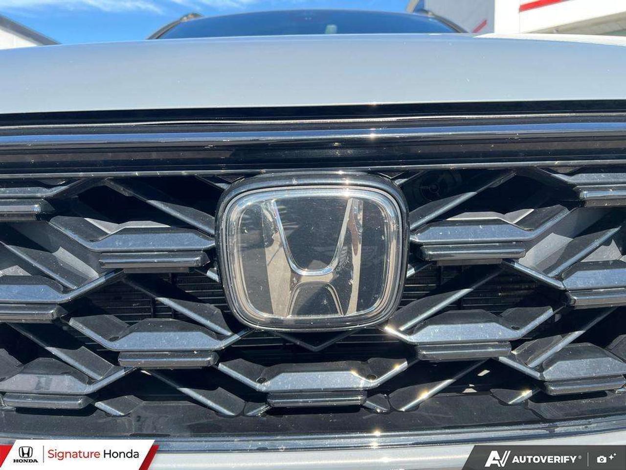 2024 Honda CR-V Touring Photo