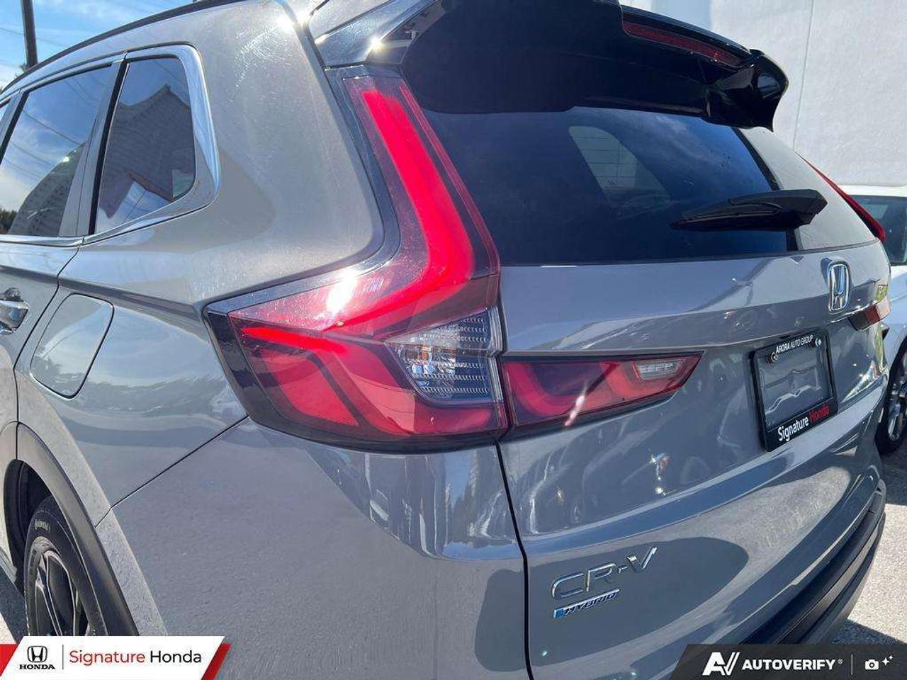 2024 Honda CR-V Touring Photo