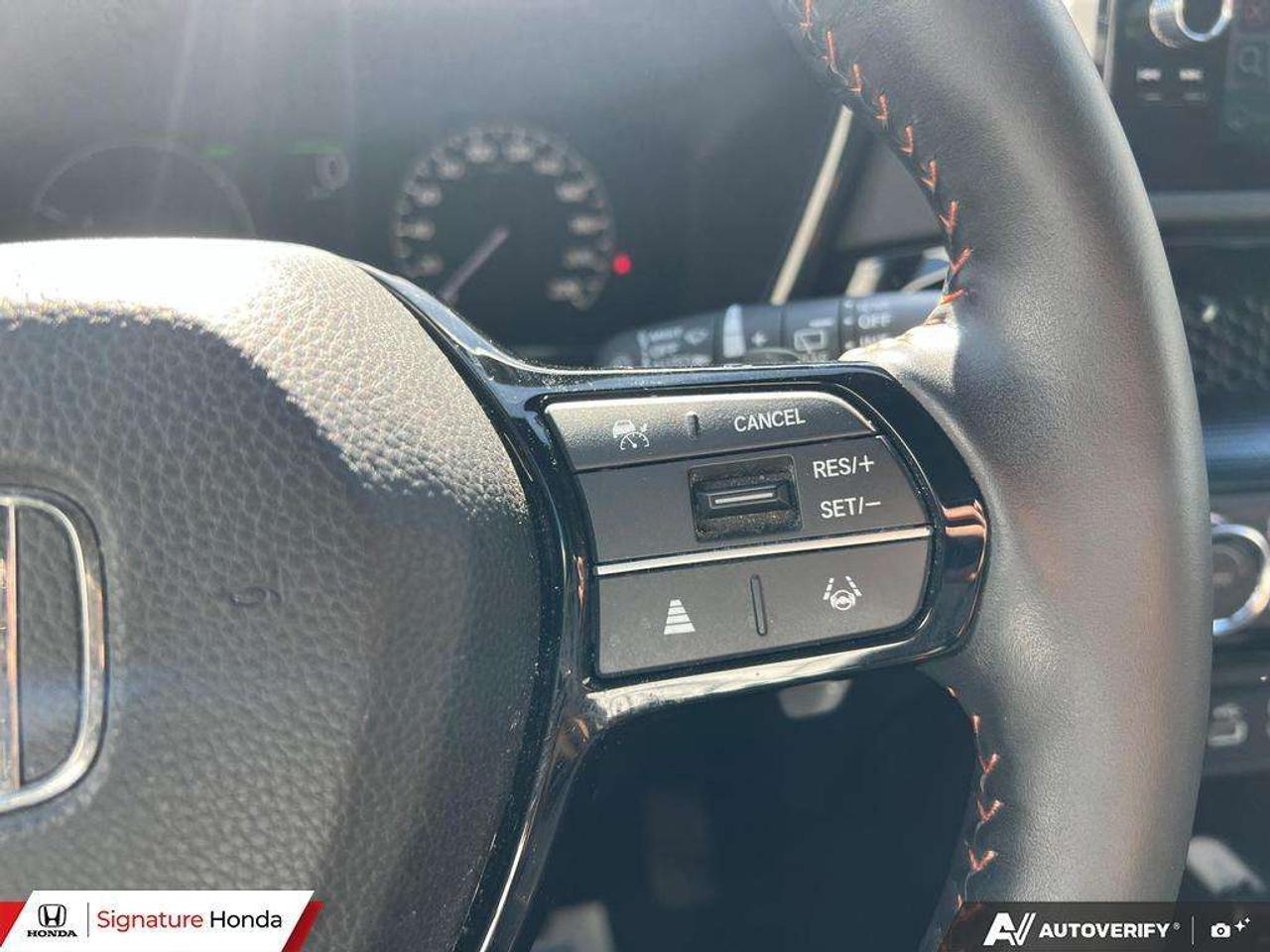 2024 Honda CR-V Touring Photo
