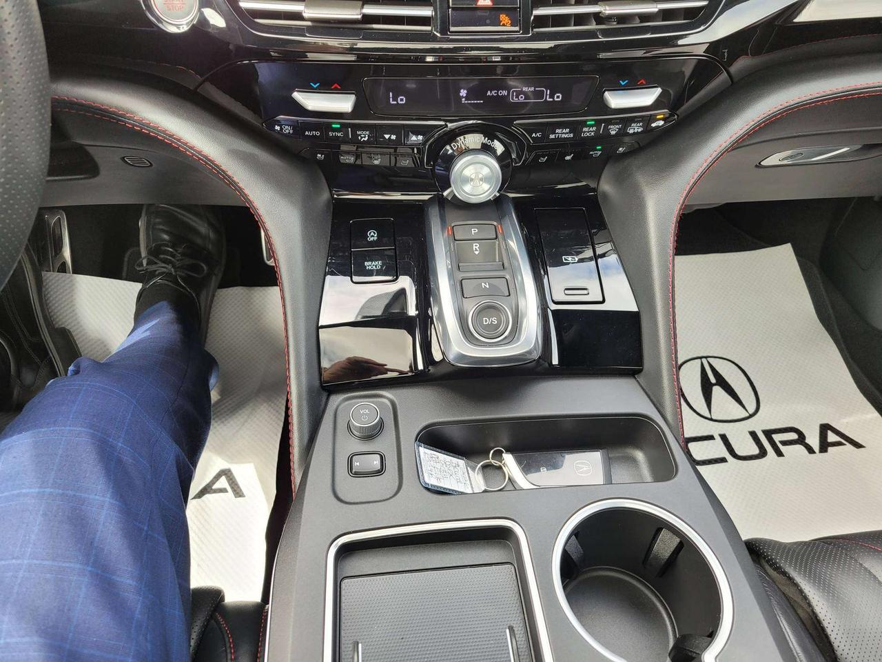 2026 Acura MDX PLATINUM ELITE A-SPEC (SORRY SOLD SOLD SOLD) Photo