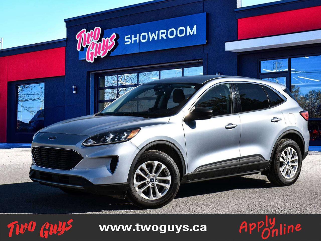 2022 Ford Escape SE AWD 1.5L   Htd Cloth   New Tires   Cold Weather Photo