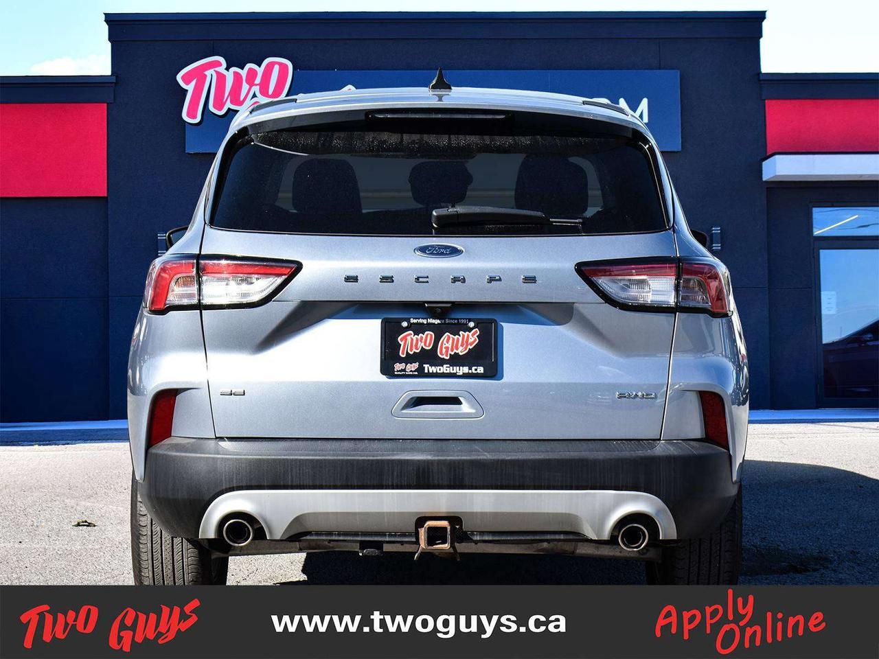2022 Ford Escape SE AWD 1.5L   Htd Cloth   New Tires   Cold Weather Photo