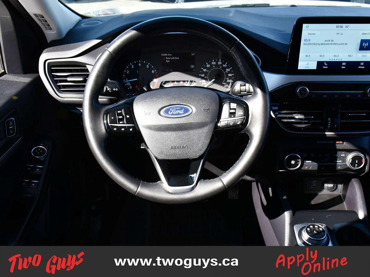 2022 Ford Escape SE AWD 1.5L   Htd Cloth   New Tires   Cold Weather Photo