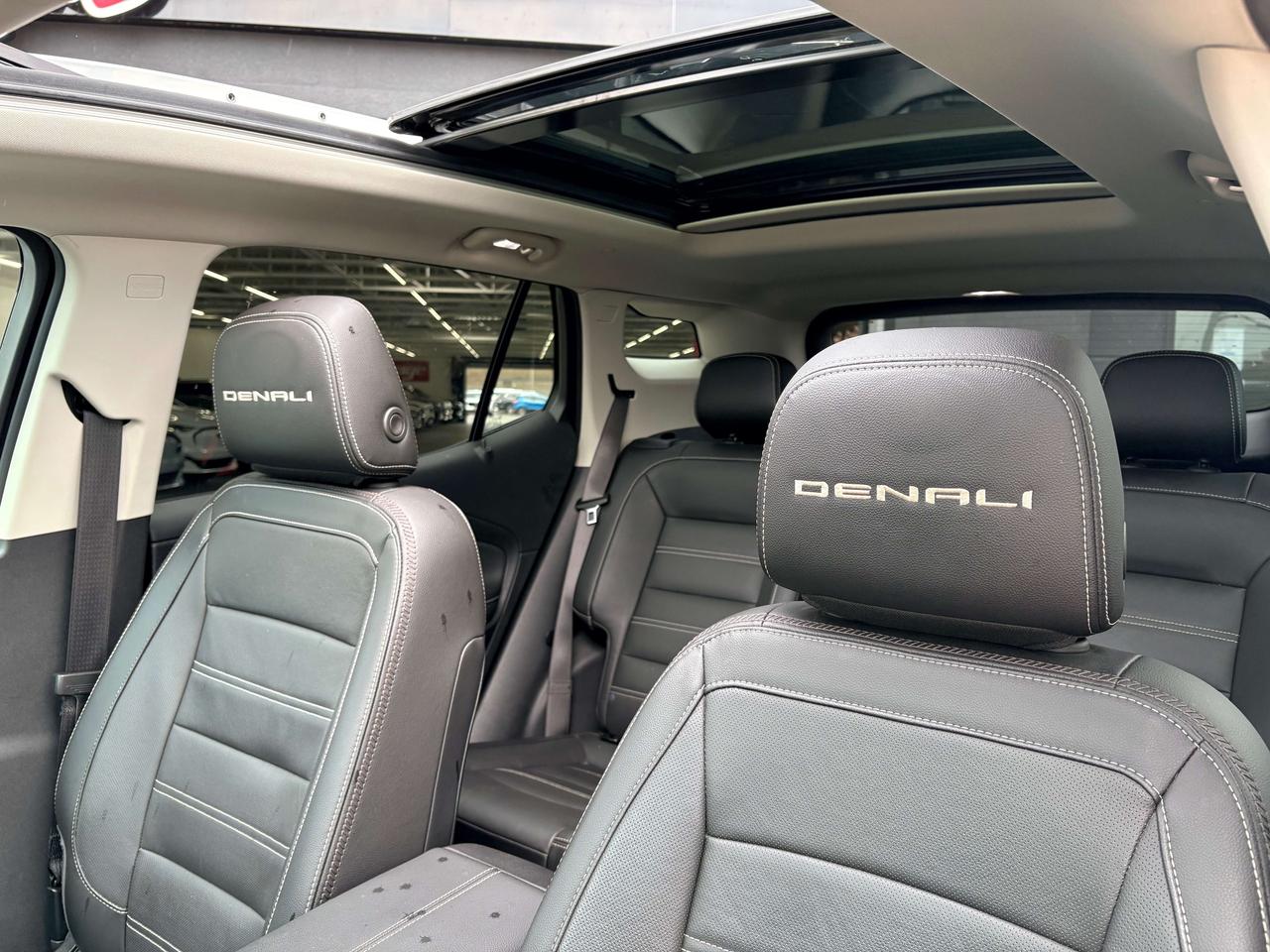 2024 GMC Terrain Denali   Black Diamond   Tech Pkg   Panoroof   Nav Photo