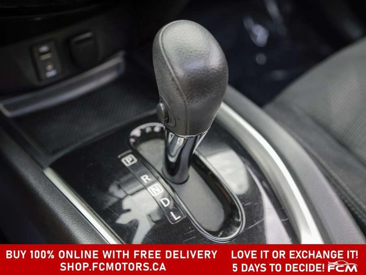 2014 Nissan Rogue SV   FULLY CERTIFIED WITH WARRANTY Photo
