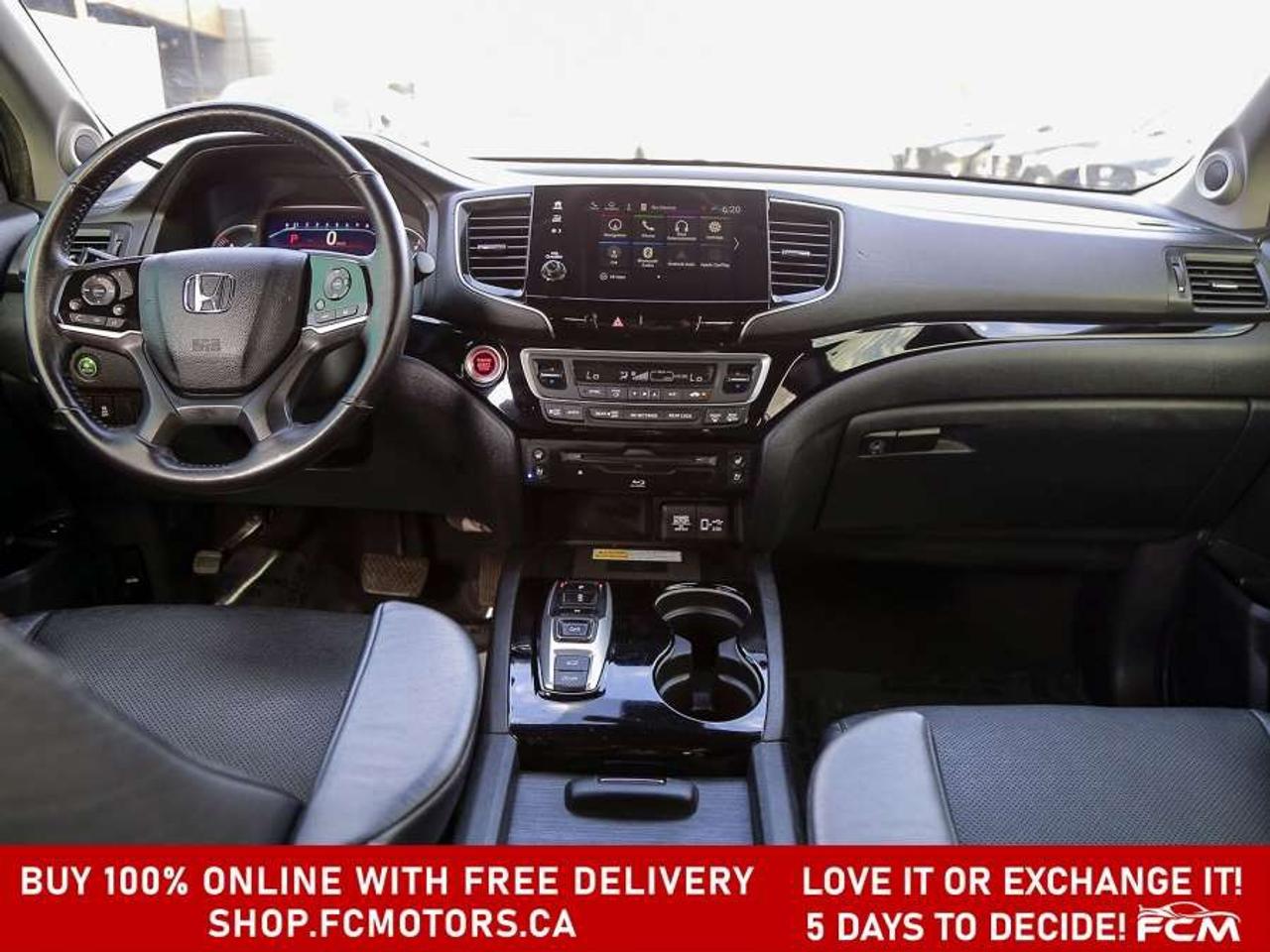 2020 Honda Pilot TOURING   8 PASSENGER   FULLY CERTIFIED WITH WARRA Photo