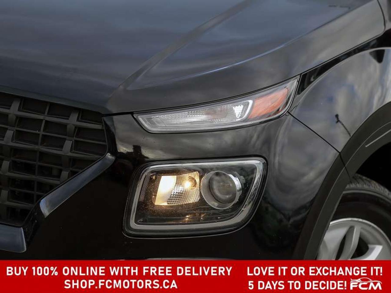 2023 Hyundai Venue PREFERRED   FULLY CERTIFIED WITH WARRANTY Photo