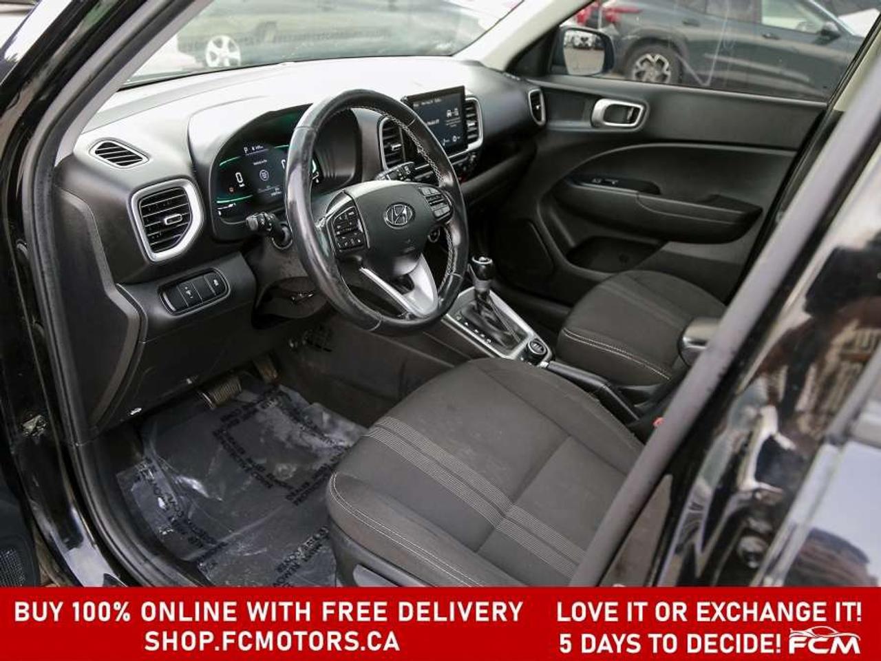 2023 Hyundai Venue PREFERRED   FULLY CERTIFIED WITH WARRANTY Photo