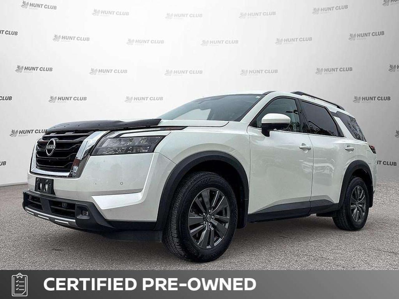 2024 Nissan Pathfinder SV Photo