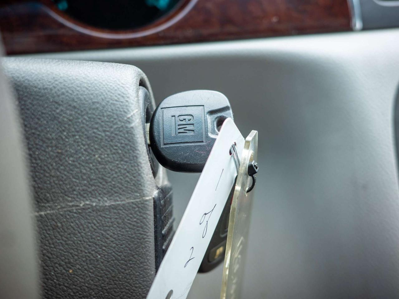 2010 Buick Lucerne CXL - Woodgrain Interior Trim   Multi-Zone A/C Photo