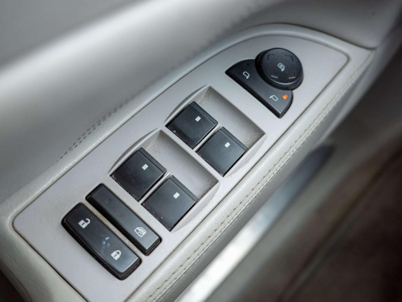 2010 Buick Lucerne CXL - Woodgrain Interior Trim   Multi-Zone A/C Photo