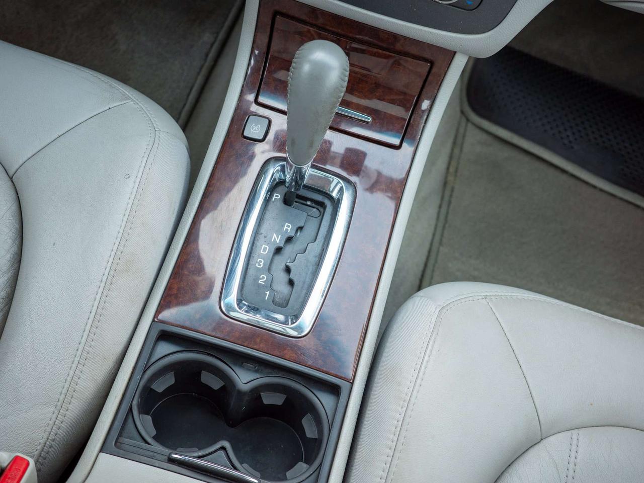 2010 Buick Lucerne CXL - Woodgrain Interior Trim   Multi-Zone A/C Photo