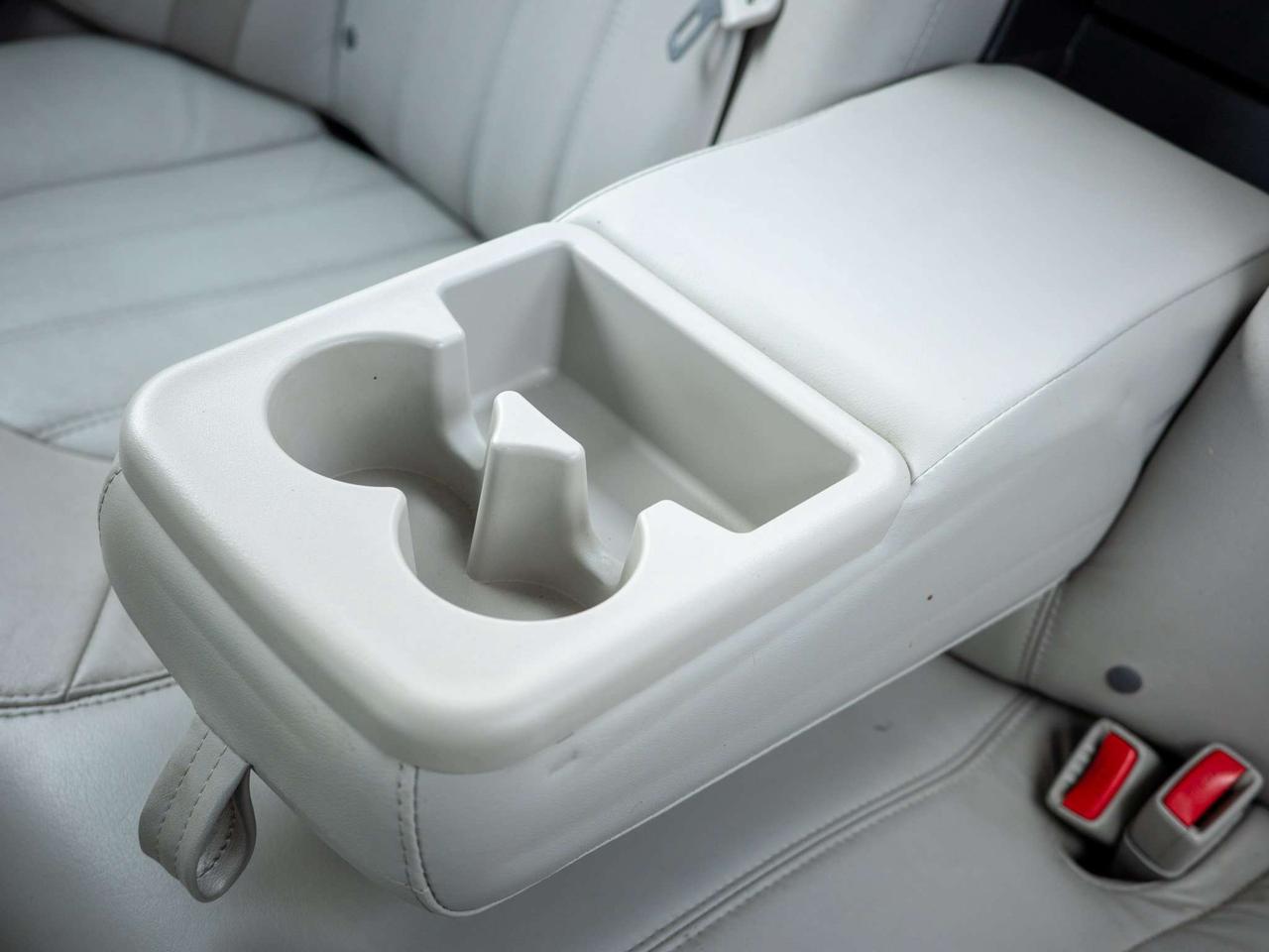 2010 Buick Lucerne CXL - Woodgrain Interior Trim   Multi-Zone A/C Photo