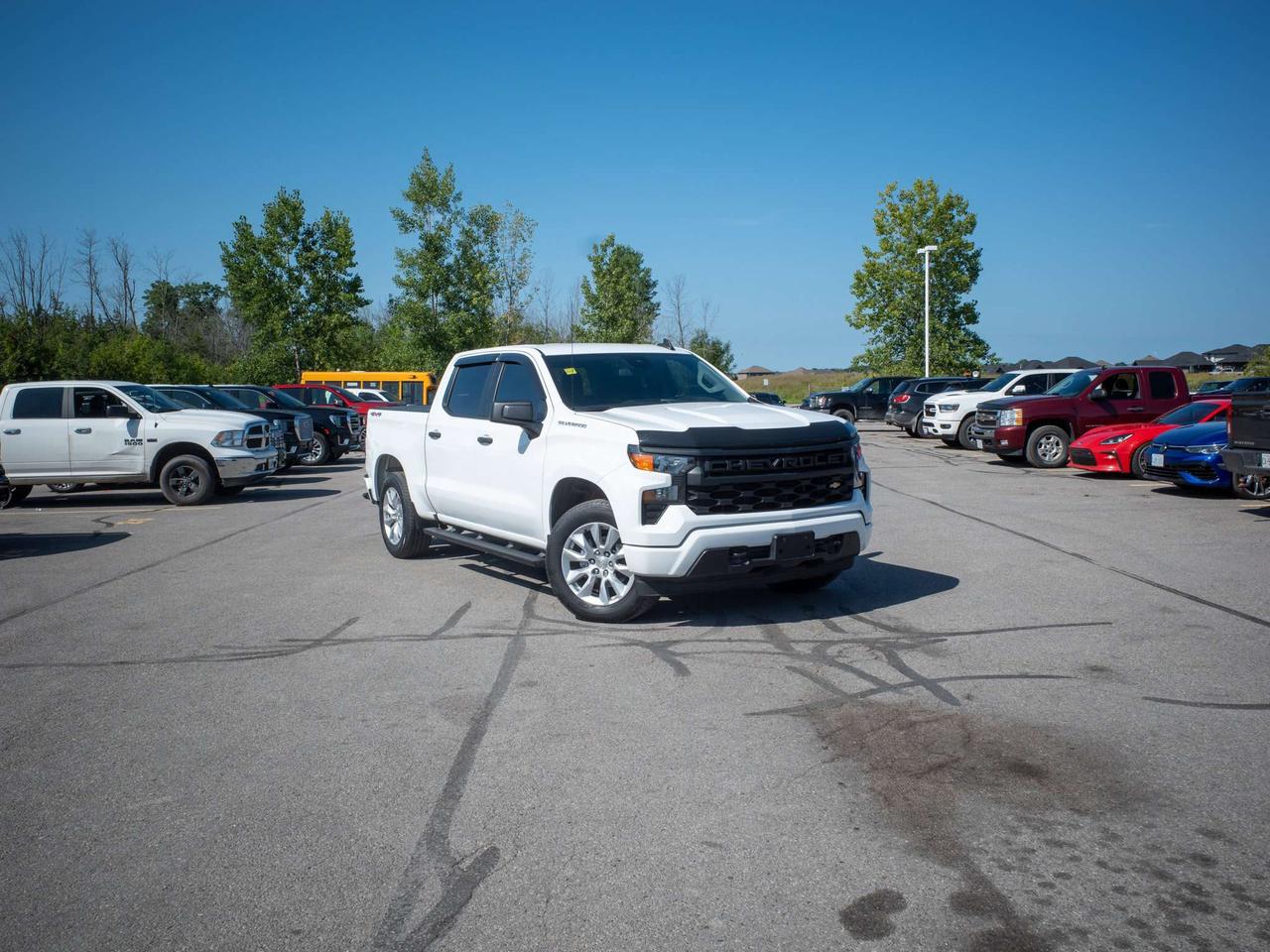 2023 Chevrolet Silverado 1500 Custom - Lane Keeping Assist   WiFi Hotspot Photo5