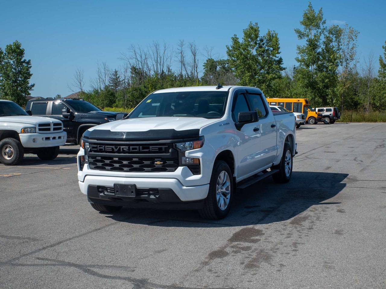 2023 Chevrolet Silverado 1500 Custom - Lane Keeping Assist   WiFi Hotspot Photo3
